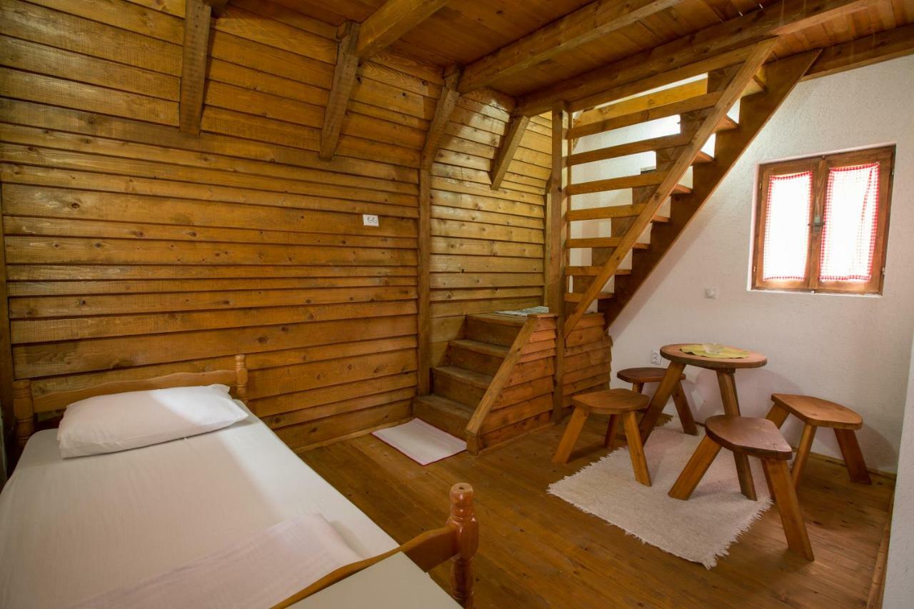 Etno Village Vojnik Savnik Exterior photo