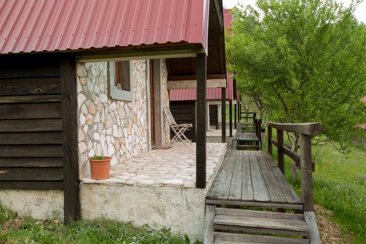 Etno Village Vojnik Savnik Exterior photo